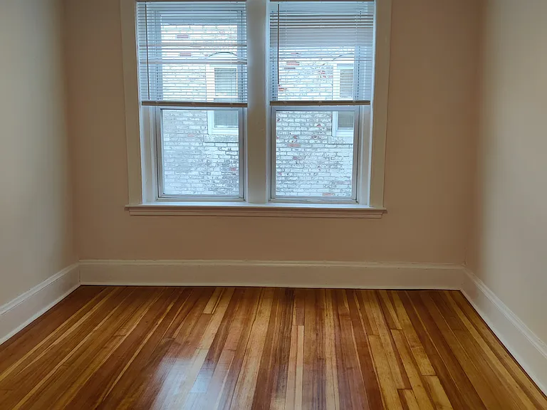 8 Barrows St #1 — Photo 16