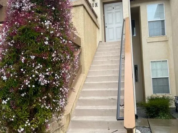 310 E McCoy Ln, Santa Maria, CA