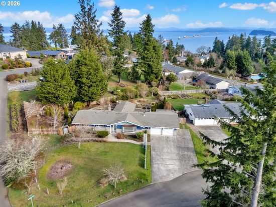 30 W Kensington Ave, Astoria, OR 97103