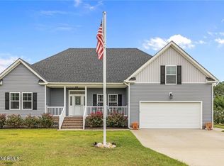 151 Moyock Landing Dr, Moyock, NC 27958