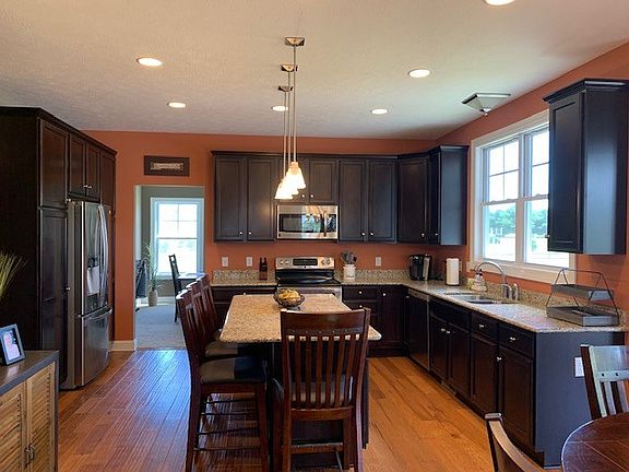 3rd image of 1530 Township Road 655