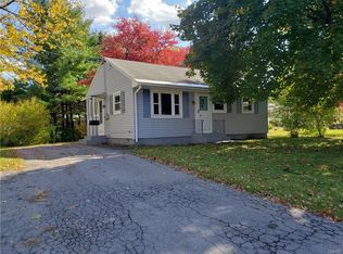 118 Lansdale Rd, East Syracuse, NY 13057