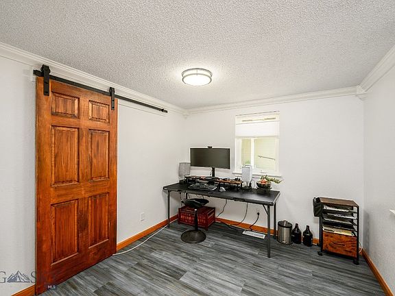 5th image of 2409 Rosewyn Ln