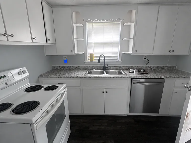 178 County Road 449 — Photo 3