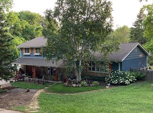 W220N9333 Town Line Rd, Menomonee Falls, WI 53051