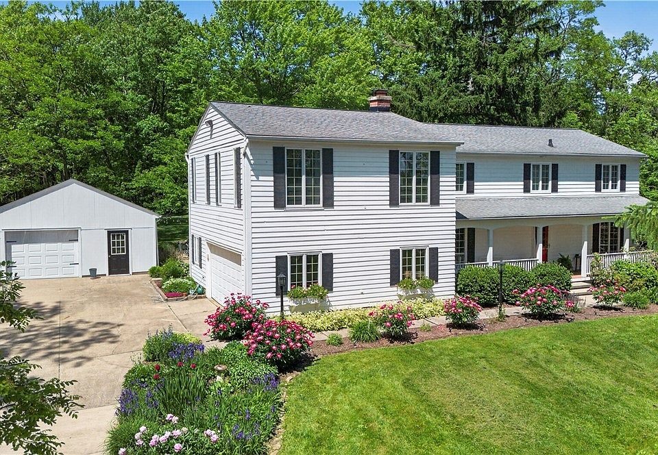1st image of 2069 Middleton Rd