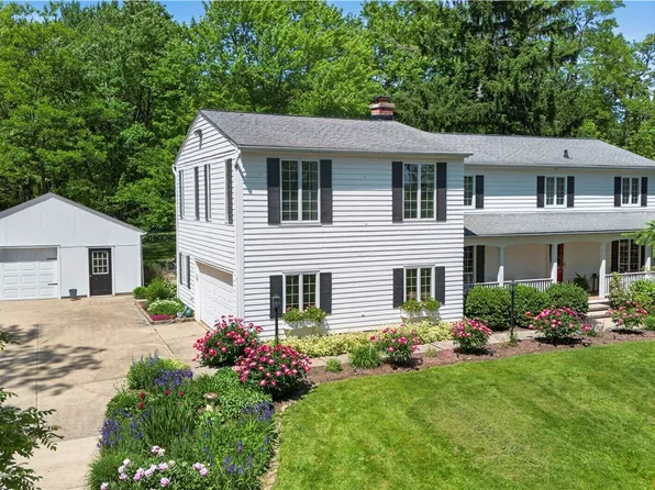 2069 Middleton Rd, Hudson, OH 44236