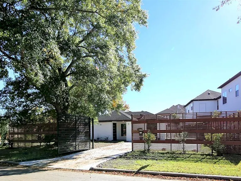5501 Aspen St — Photo 9