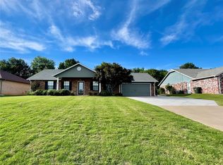 1108 E Poplar St, Fort Gibson, OK 74434