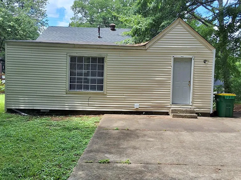 124 Muse St — Photo 2