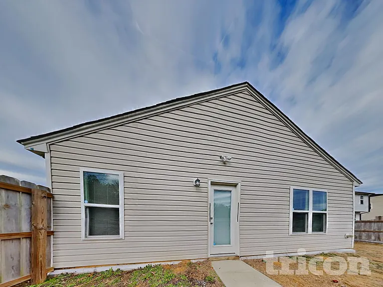 299 Emilies Crossing Way — Photo 15