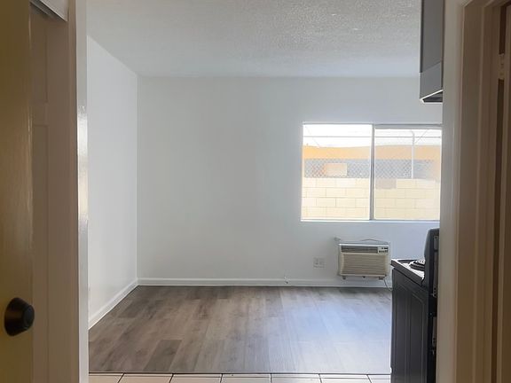 2nd image of 5724 Sepulveda Blvd APT G