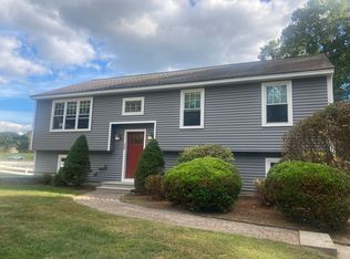 29 Ravine Rd, New Braintree, MA 01531