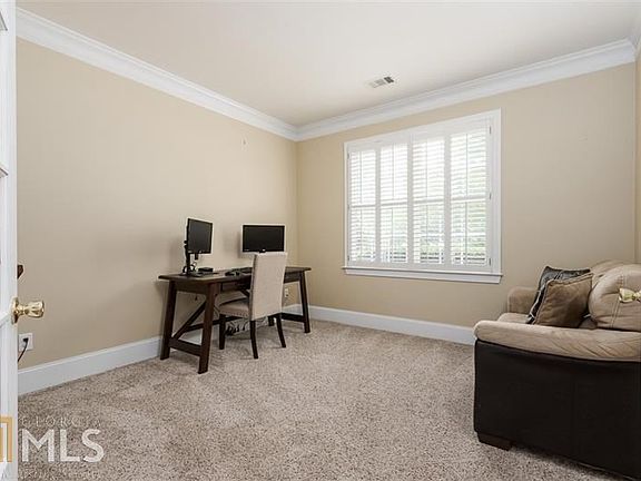 4th image of 3380 Highcroft Cir