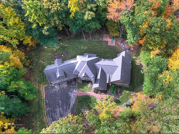 2nd image of 11360 Normandy Ln