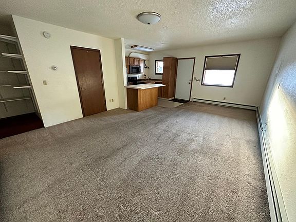 3rd image of 3246 Adams Dr APT 3