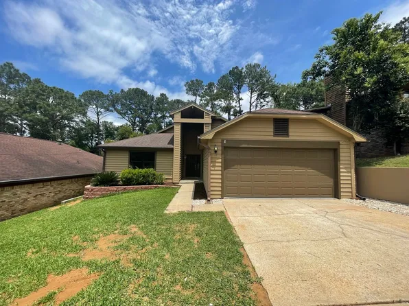 5 Parma Dr, Daphne, AL 36526