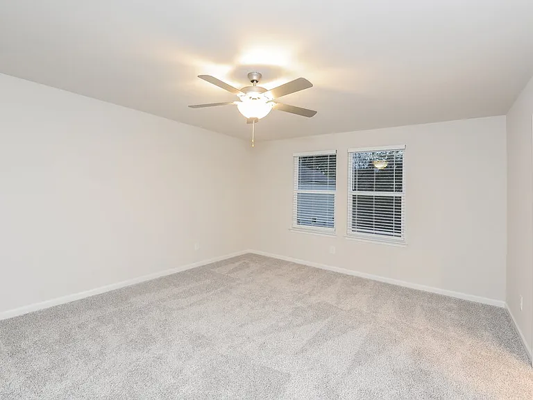 6068 Hickory Creek Ct — Photo 13