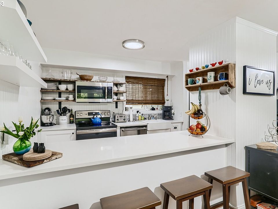 4 Touchstone APT 119, Lake Oswego, OR 97035 MLS 23380213 Zillow