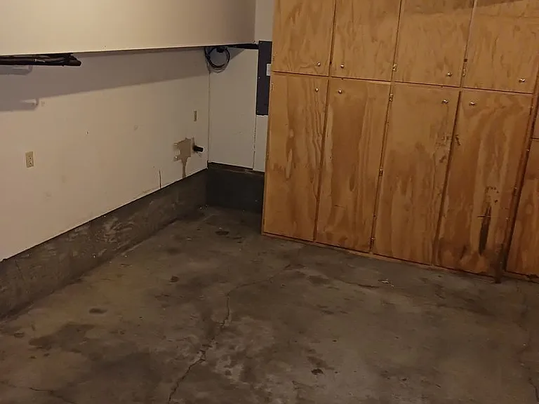 708 Highland Dr — Photo 33