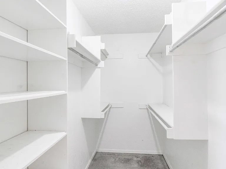 8900 N Shannon Ave — Photo 14