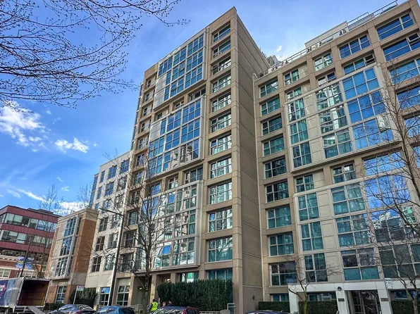 1318 Homer St #701, Vancouver, BC V6B 6A7