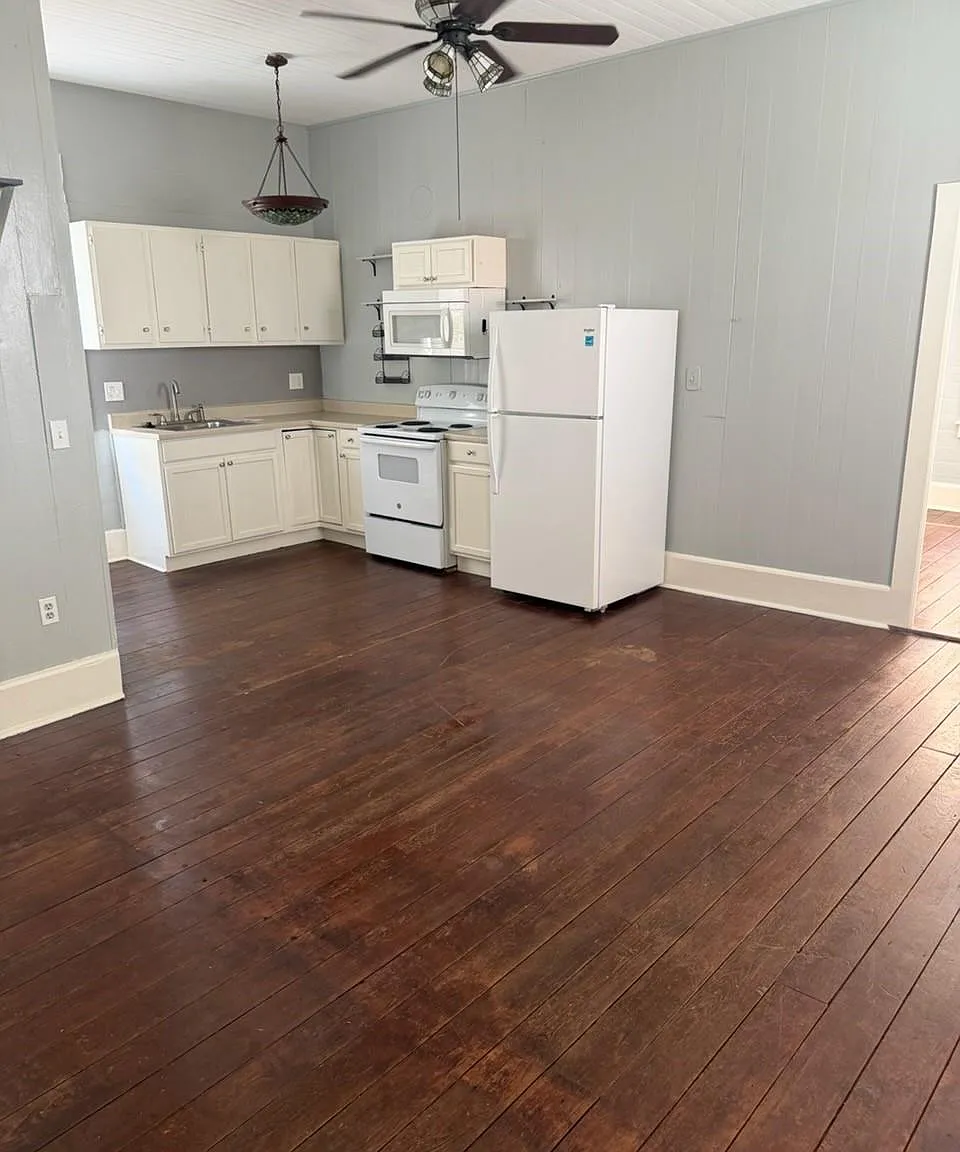 1 bed, 1.0 bath, 880 sqft, $1,000 — Photo 4