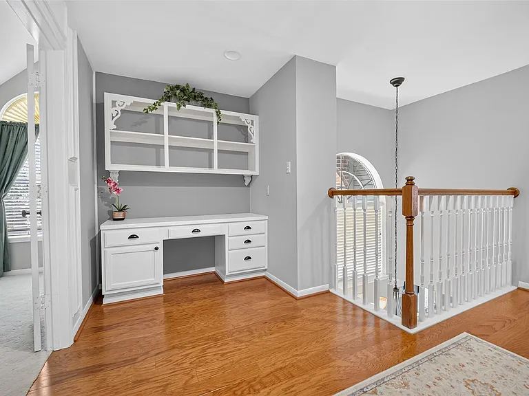 4414 Ringrose Dr — Photo 30