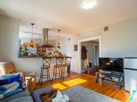 6 Belmont St