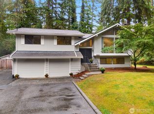18221 NE 189th St, Woodinville, WA