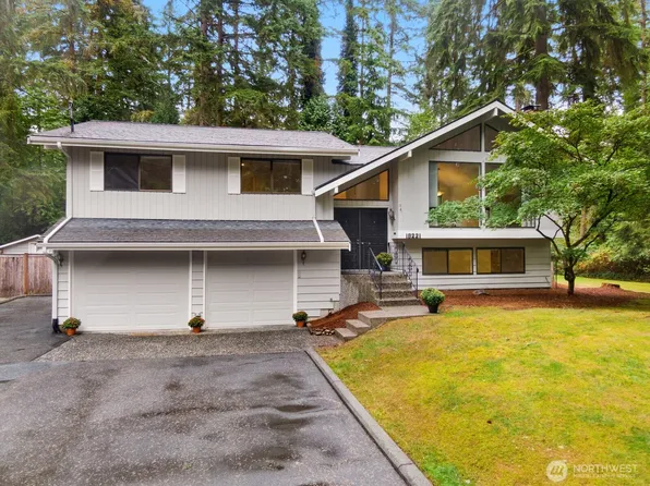18221 NE 189th Street, Woodinville, WA 98077