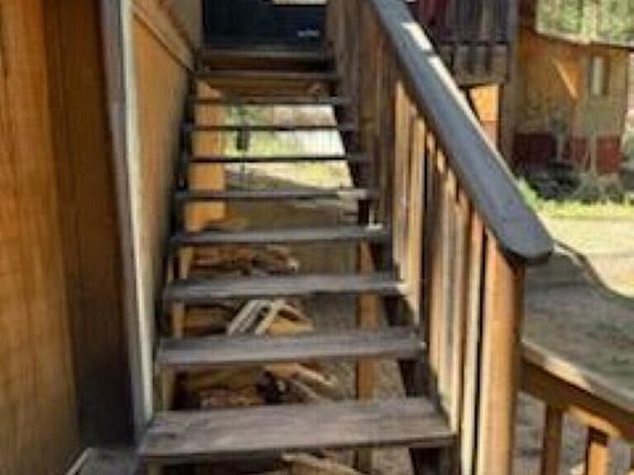 4th image of 109 Bradley Dr