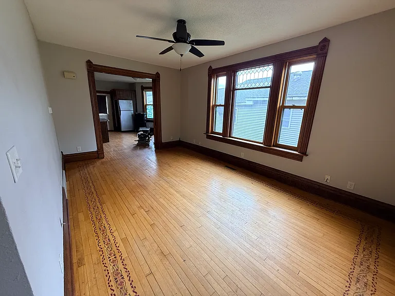 1207 6th St S #1207 — Photo 2