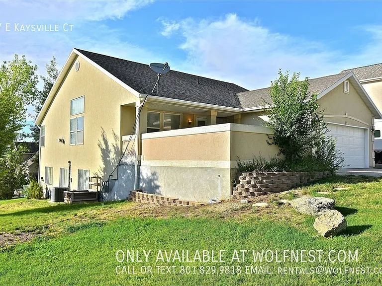 77 E Kaysville Ct — Photo 2