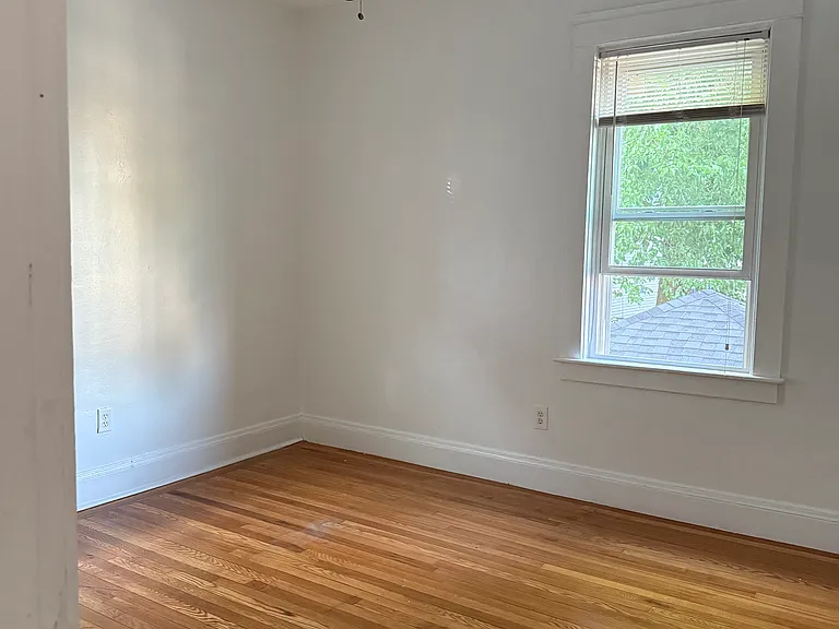 44 Richter St #2 — Photo 1