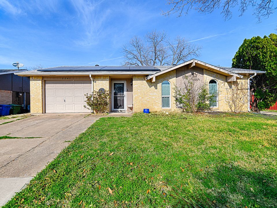 1st image of 2241 Lockwood Dr
