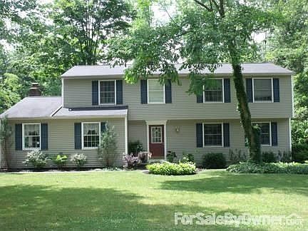 1st image of 424 Chelmsford Dr