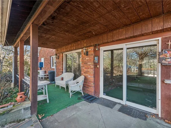 90 Rana Ln, Gibsonia, PA 15044