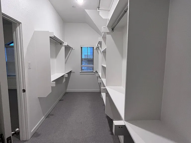 2789 Majesty Dr — Photo 15