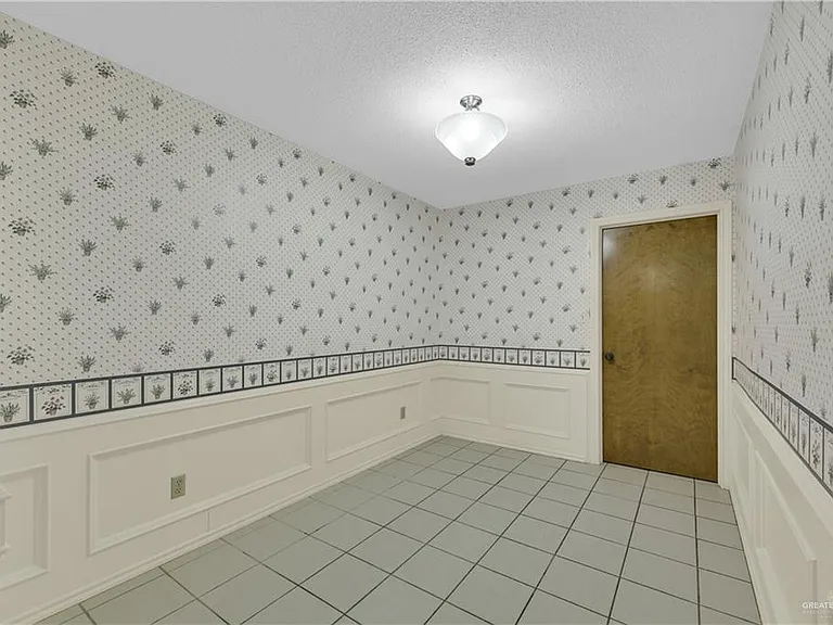 2100 S 5th St #2 — Photo 9