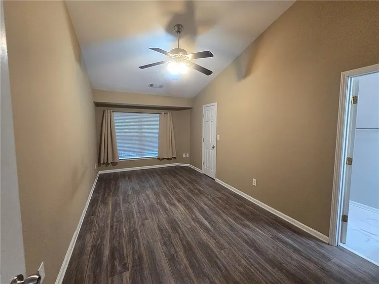 3222 Hidden Cove Cir — Photo 15
