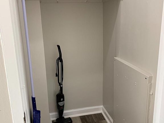 5th image of 1121 Arlington Blvd APT 734