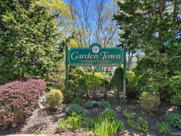 1193 East Broadway #M24, Hewlett, NY 11557