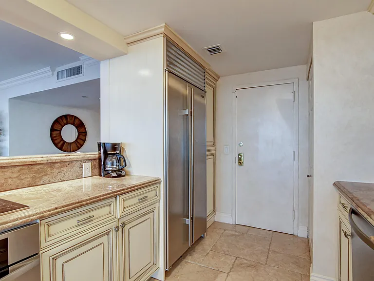 250 S Ocean Blvd #16C — Photo 17