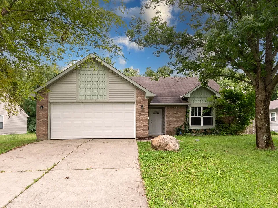 11325 Sweetleaf Dr