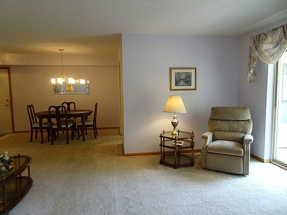 3rd image of 6835 Forestview Dr APT 1A