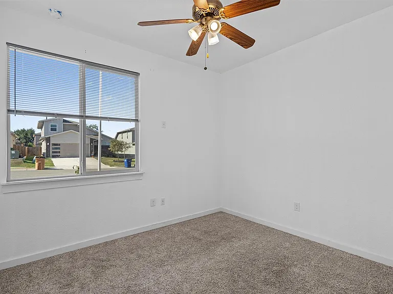 13513 Clerk St — Photo 19