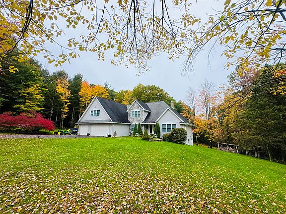 2nd image of 455 Ridge Rd
