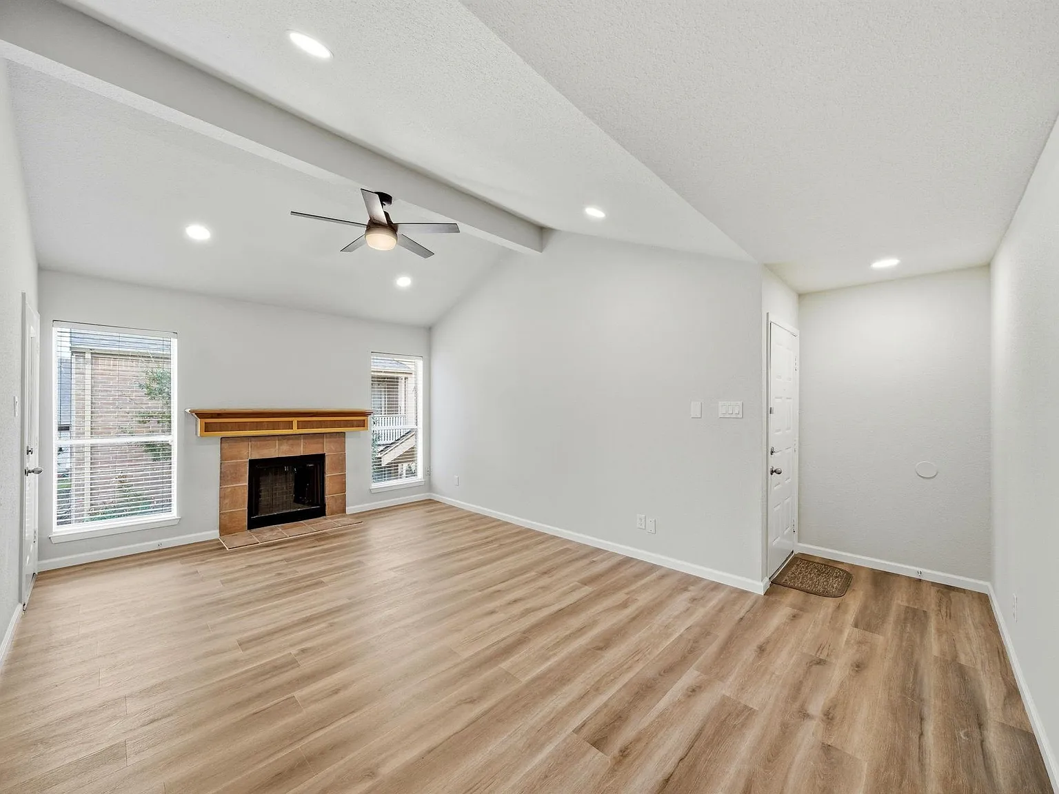 2 bed, 2.0 bath, 1164 sqft, $1,280 — Photo 4