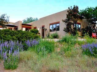 1505 Foothills Trl, Taos, NM 87571